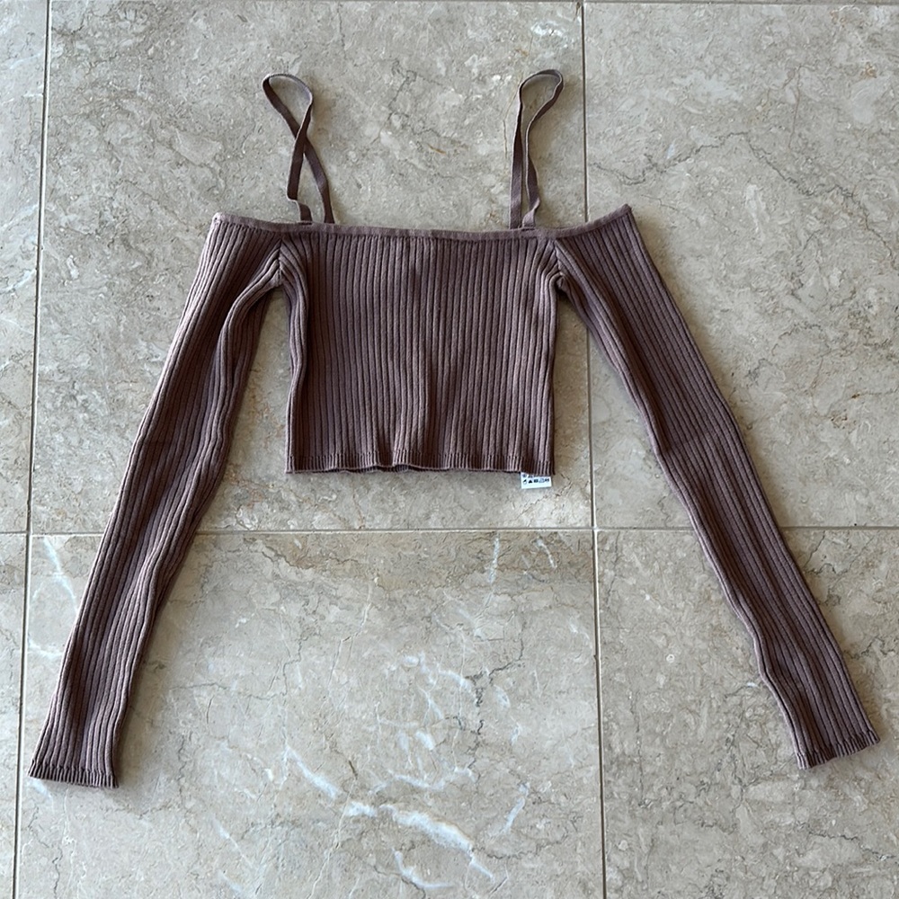 Zara Dark Beige Ribbed Sleeveless Long Sleeve Crop Top in size M